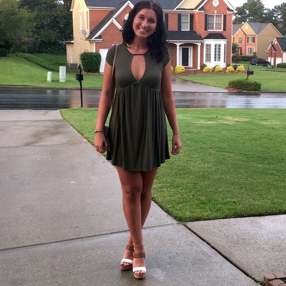 PACSUN SUPER CUTE GREEN DRESS